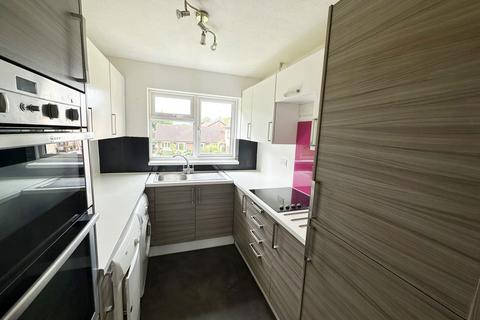 2 bedroom maisonette for sale, Hartlebury Close, Dorridge