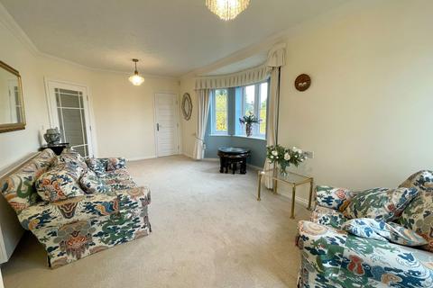 2 bedroom retirement property for sale, Woolmans Lodge, Solihull Road, Shirley