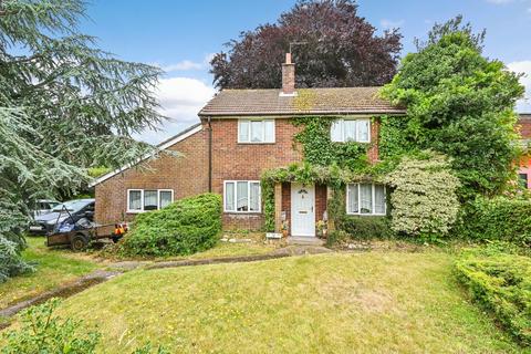 4 bedroom detached house for sale, Swan Street, Petersfield, Hampshire