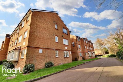 1 bedroom flat for sale, Scottwell Drive, NW9