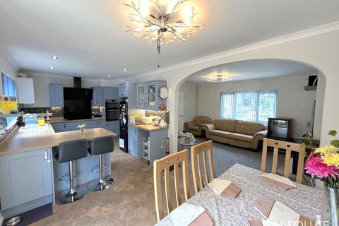3 bedroom end of terrace house for sale, Oakland Road, Newton Abbot, TQ12