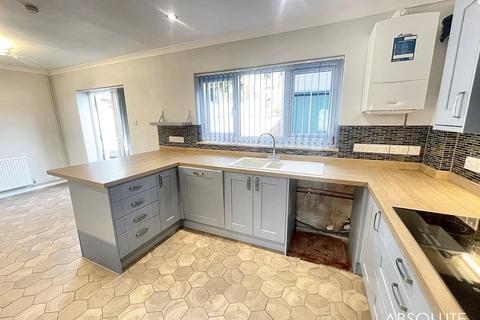 3 bedroom end of terrace house for sale, Oakland Road, Newton Abbot, TQ12