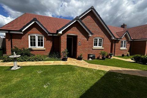 2 bedroom detached bungalow for sale, Farmers Lane, Tidbury Green, Solihull