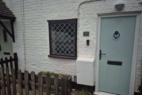 1 bedroom cottage for sale, Southampton Road, Southampton SO40