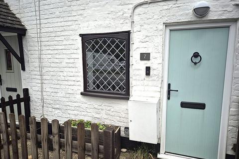 1 bedroom cottage for sale, Southampton Road, Southampton SO40