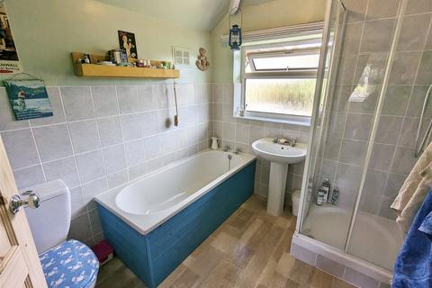 35 Dunard Road, Shirley, Solihull, B90 2HR