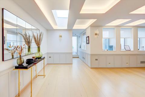 2 bedroom flat for sale, Hampshire House,  Hyde Park Place, London, W2