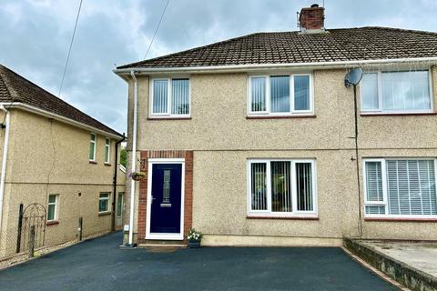 35 March Hywel, Rhos, Swansea, SA8 3HF