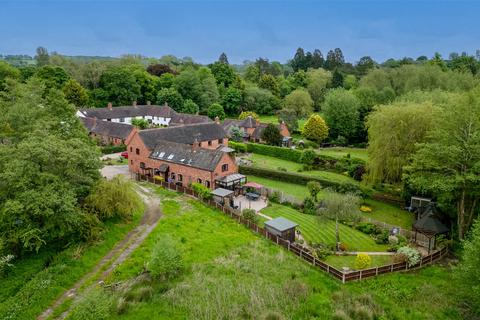 3 bedroom barn conversion for sale, Beoley Court, Icknield Street, Beoley