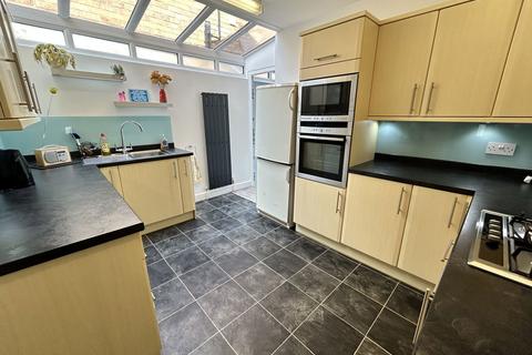 3 bedroom semi-detached bungalow for sale, Bardon Drive, Shirley