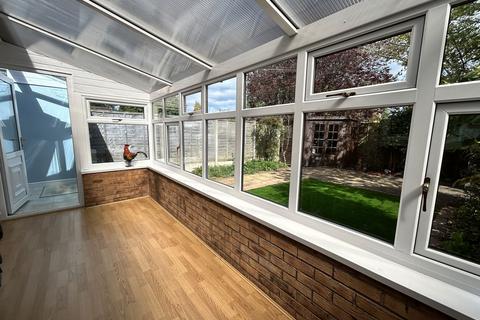 3 bedroom semi-detached bungalow for sale, Bardon Drive, Shirley