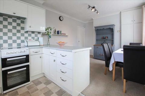 197 Burrs Road, Clacton-on-sea, CO15 4LN