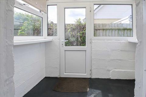 197 Burrs Road, Clacton-on-sea, CO15 4LN