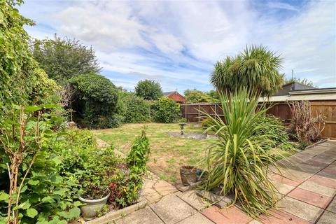 3 bedroom detached house for sale, Clacton on Sea CO16