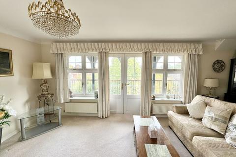 3 bedroom apartment for sale, Chancel Court, Solihull