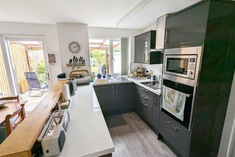 7 Snowford Close, Shirley, Solihull, B90 1DA