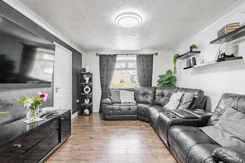 60 Association Way, Thorpe St Andrew, Norwich, NR7 0TQ