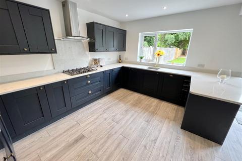 1 Cropthorne Road, Shirley, Solihull, B90 3JW