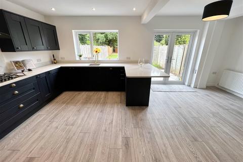 1 Cropthorne Road, Shirley, Solihull, B90 3JW
