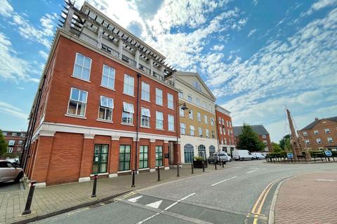 3 bedroom flat for sale, Wharf House, Waterside, Dickens Heath