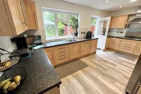 28 Smirrells Road, Birmingham, B28 0LB