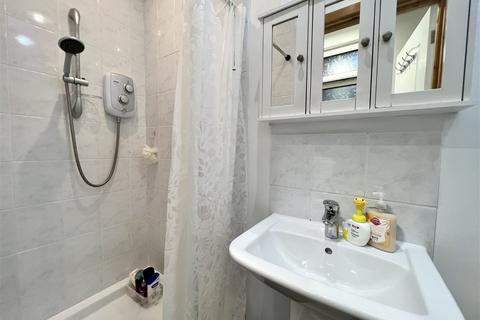 28 Smirrells Road, Birmingham, B28 0LB