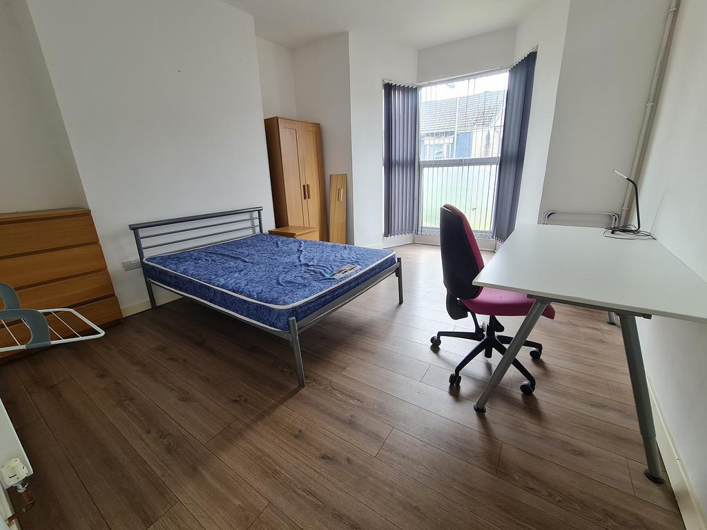 King Edwards Road, Swansea, City And... 7 bed terraced house for sale