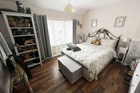 64 Hollyhock Road, Acocks Green, Birmingham, B27 7SX