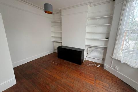 2 bedroom flat to rent, Peploe Road, London NW6