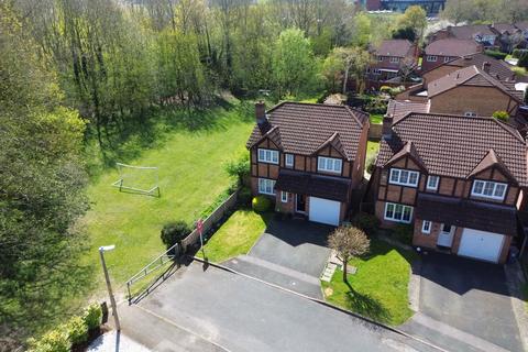 4 bedroom detached house for sale, Chadstone Close, Monkspath