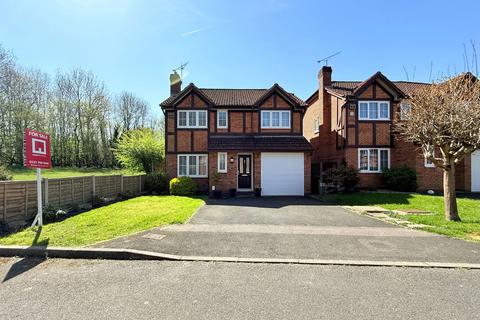 4 bedroom detached house for sale, Chadstone Close, Monkspath