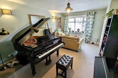 61 Arden Road, Acocks Green, Birmingham, B27 6AH