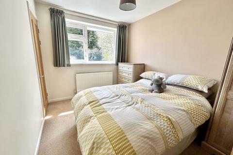 12 Arden Meads, Hockley Heath, Solihull, B94 6QN