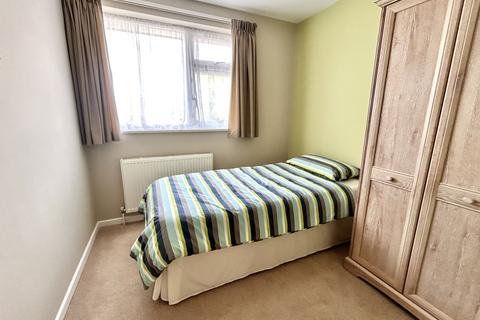 12 Arden Meads, Hockley Heath, Solihull, B94 6QN