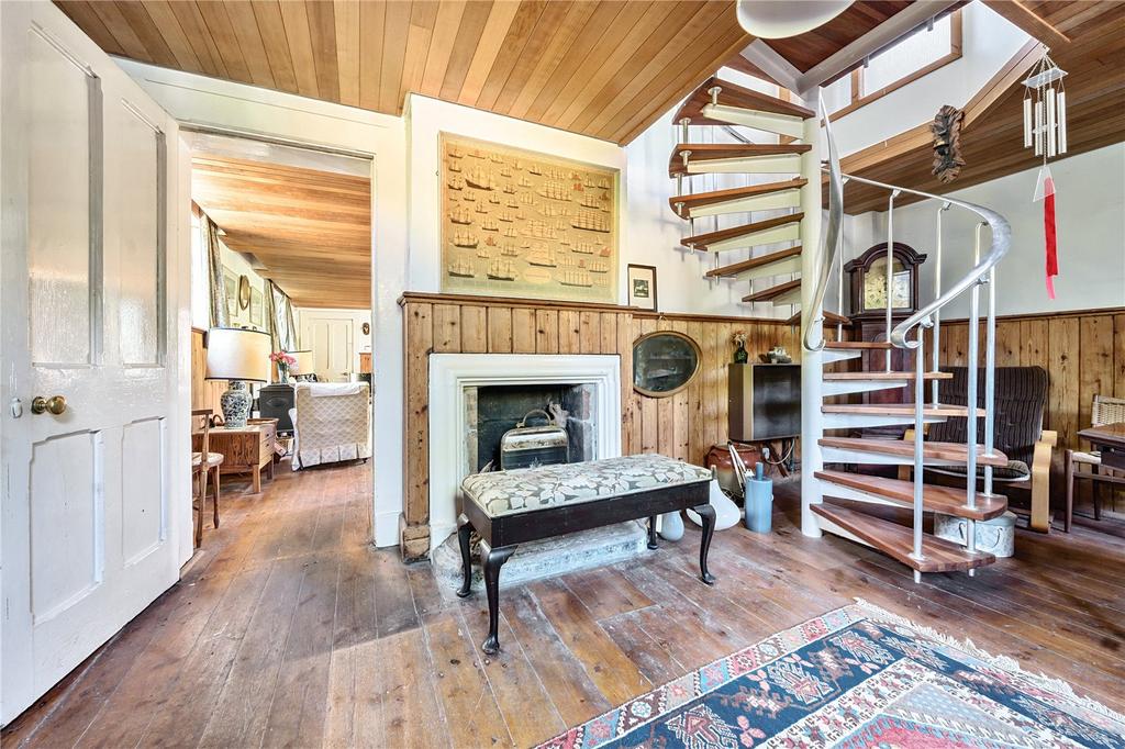 Clopton, Woodbridge, Suffolk, IP13 5 bed detached house for sale £600,000