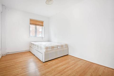 3 bedroom flat for sale, Basingdon Way, Denmark Hill, London, SE5