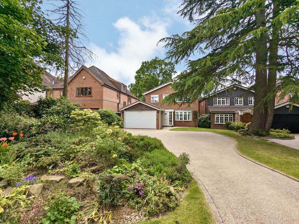 St Bernards Road, Solihull 4 bed detached house for sale £750,000