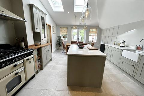 41 Burnaston Road, Hall Green, Birmingham, B28 8DH
