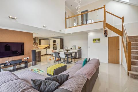 3 bedroom penthouse to rent, London View, 211-213 Swakeleys Road, Ickenham, UB10
