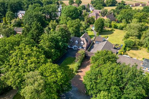 5 bedroom detached house for sale, Birchy Close, Dickens Heath, Solihull