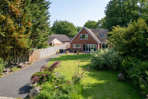 5 bedroom detached house for sale, Birchy Close, Dickens Heath, Solihull