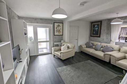 5 bedroom semi-detached house for sale, Wishaw Close, Shirley