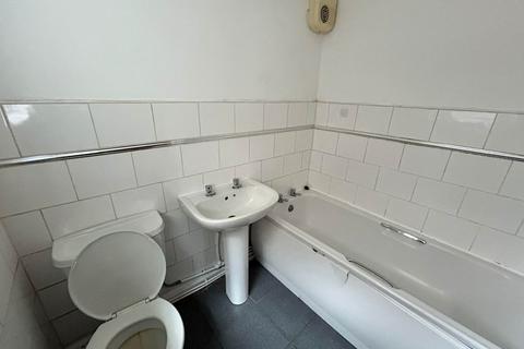 1 bedroom flat to rent, Edge Lane, Liverpool