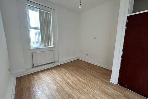 1 bedroom flat to rent, Edge Lane, Liverpool