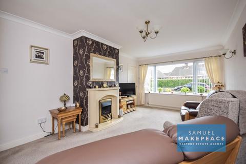 2 bedroom semi-detached bungalow for sale, Crossdale Avenue, Baddeley Green, Stoke-on-Trent, Staffordshire