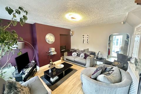 81 Durley Road, Birmingham, B25 8EH