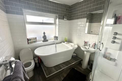 81 Durley Road, Birmingham, B25 8EH