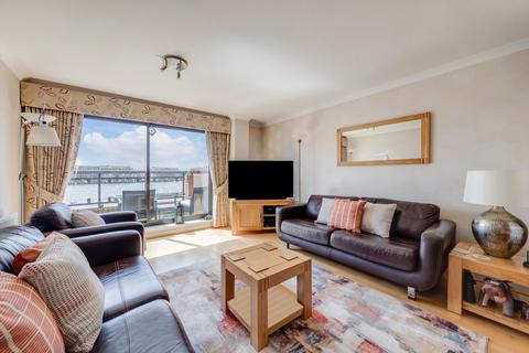 2 bedroom apartment for sale, Free Trade Wharf, The Highway, London, E1W