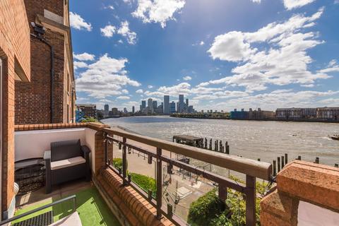 2 bedroom apartment for sale, Free Trade Wharf, Wapping, London, E1W