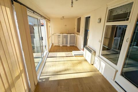 84 Malthouse Lane, Earlswood, Solihull, B94 5SA